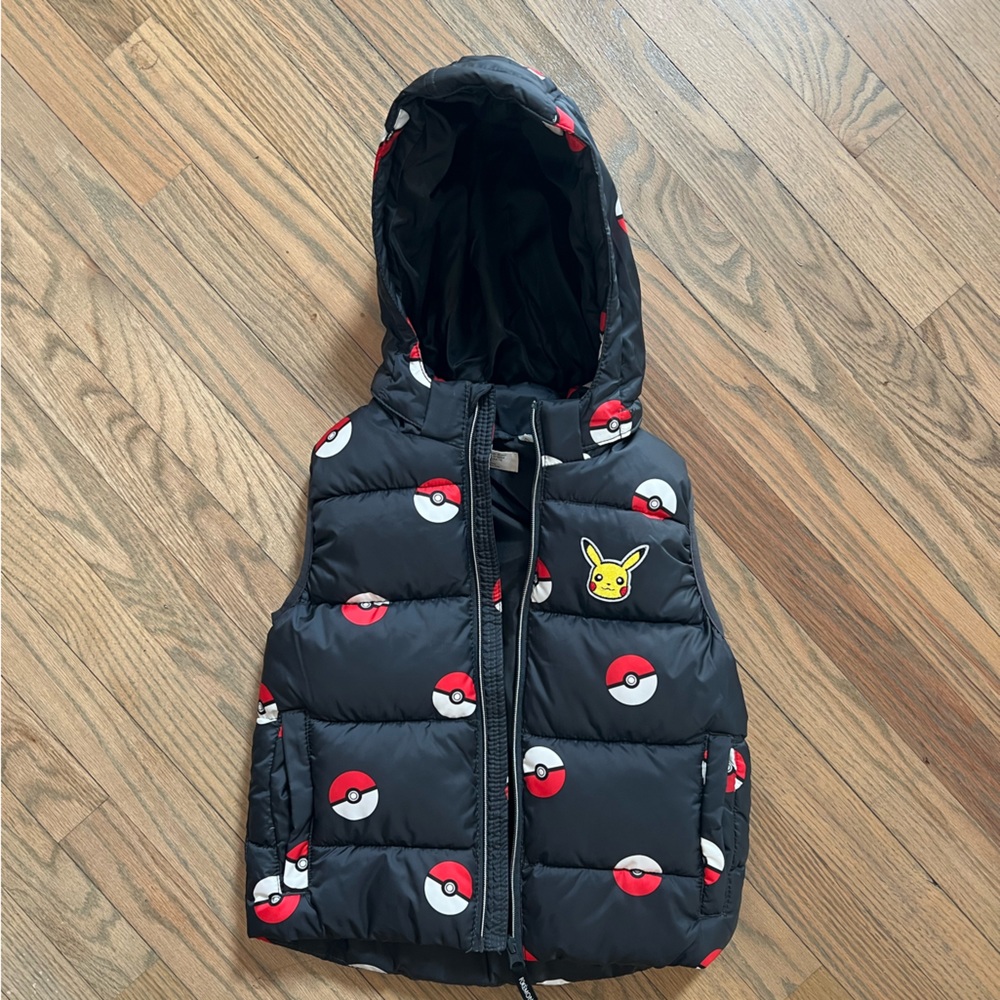 Pokémon Puffer Vest H&M size 6-7